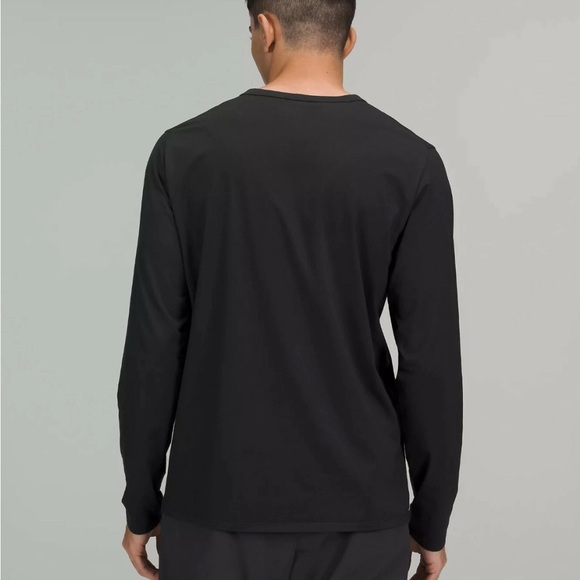 Lululemon Men’s The Fundamental Long Sleeve Shirt - Picture 3 of 8